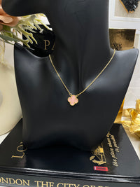 Clover Necklace (Pink)