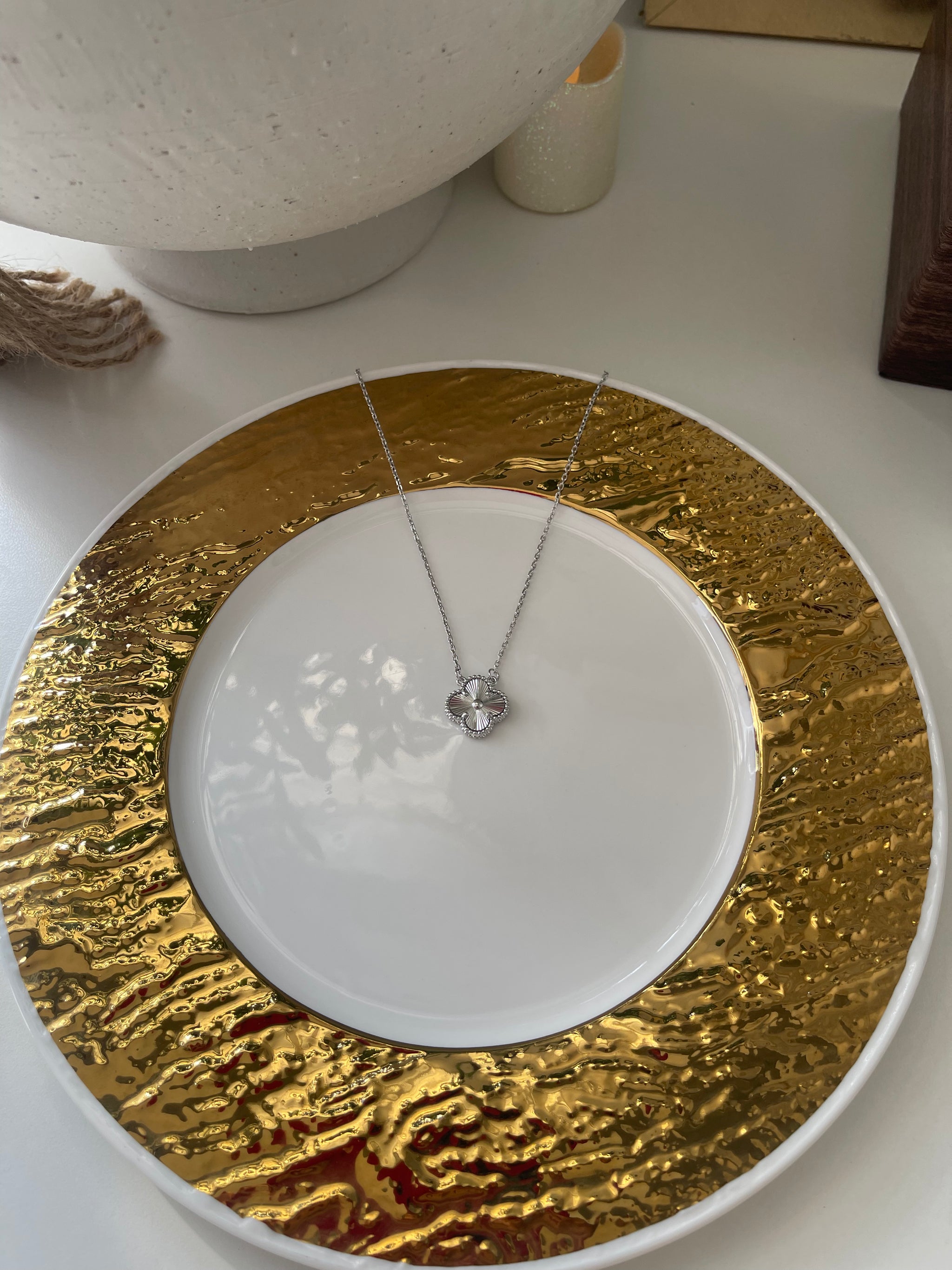 Clover Necklace (Silver)